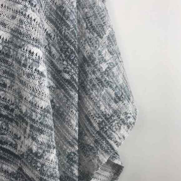 Aeropostale sweater Poncho Cropped Fringe Blue Lightweight Medium - Picture 6 of 7